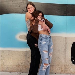 Meet your Posher, Valeria